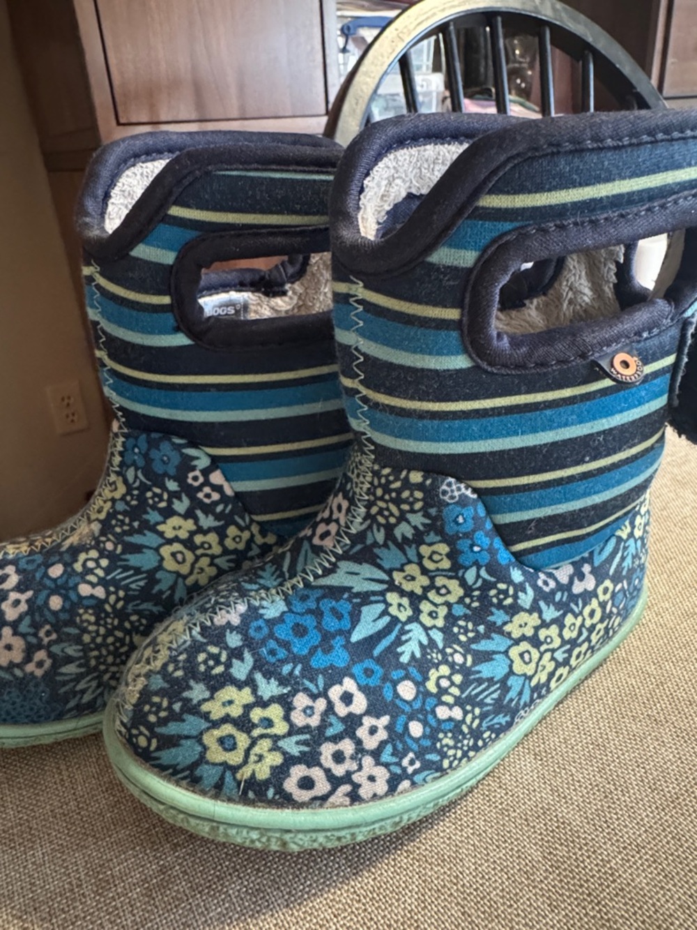 Bogs Kids Blue Floral & Stripe Pull-On Rain Boots